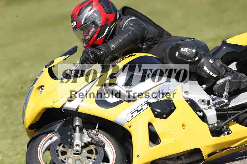 /44 09.08.2025 Plüss Moto Sport ADR/Freies Fahren/43